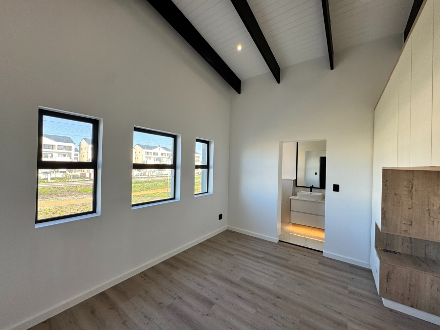 3 Bedroom Property for Sale in Sandown Western Cape